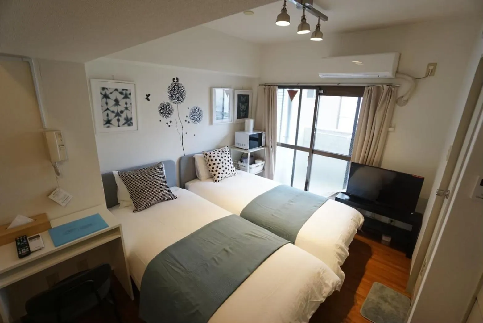 Apartment House Floor Assemble 303 Osaka Japan
